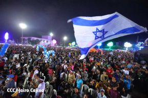 Noche de avivamiento y adoración en la vigilia de Ríos de Agua Viva