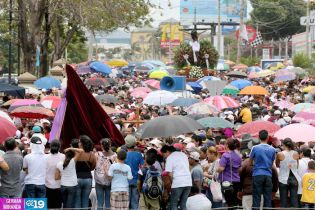 Cardenal Brenes participa en Viacrucis Penitencial