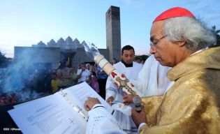 Cardenal Brenes: "Dios ha resucitado"