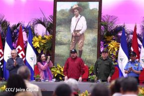 Conmemoración del 128 aniversario del natalicio del General Augusto C. Sandino
