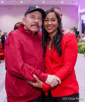 Conmemoración del 128 aniversario del natalicio del General Augusto C. Sandino