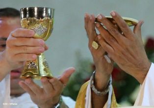 Cardenal Brenes: "Dios ha resucitado"