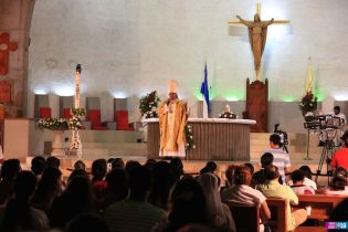 Cardenal Brenes: "Dios ha resucitado"