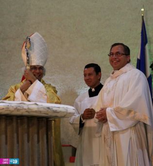 Cardenal Brenes: "Dios ha resucitado"