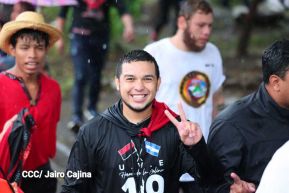 Caminata en honor a la gesta heroica de la Colina 110