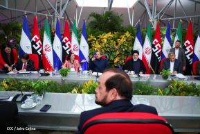 Presidente Daniel Ortega y Vicepresidenta Rosario Murillo en Acto de Clausura de la Visita del Presidente de Irán