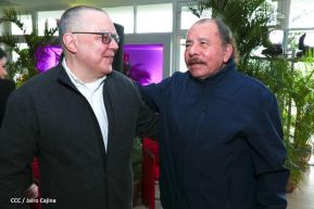 Presidente Daniel Ortega y Vicepresidenta Rosario Murillo en Acto de Clausura de la Visita del Presidente de Irán