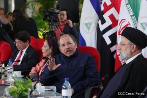 Presidente Daniel Ortega y Vicepresidenta Rosario Murillo en Acto de Clausura de la Visita del Presidente de Irán