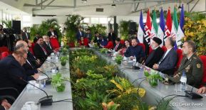 Presidente Daniel Ortega y Vicepresidenta Rosario Murillo en Acto de Clausura de la Visita del Presidente de Irán