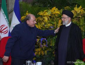 Presidente Daniel Ortega y Vicepresidenta Rosario Murillo en Acto de Clausura de la Visita del Presidente de Irán