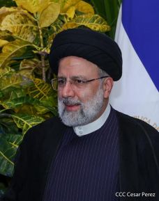 Presidente Daniel Ortega y Vicepresidenta Rosario Murillo en Acto de Clausura de la Visita del Presidente de Irán