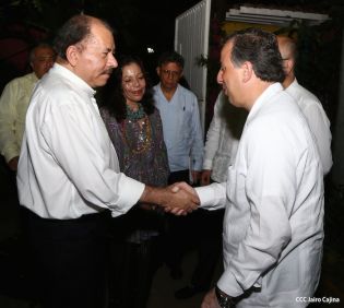 Presidente Daniel y Compañera Rosario sostienen encuentro con Canciller de México