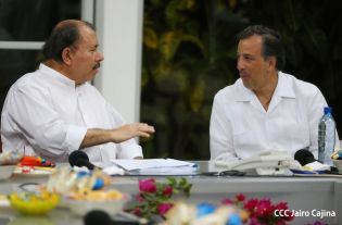 Presidente Daniel y Compañera Rosario sostienen encuentro con Canciller de México