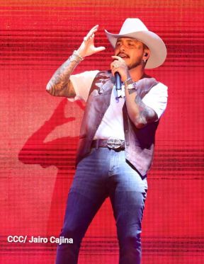 Así se vivió el concierto de Christian Nodal en Nicaragua