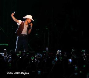 Así se vivió el concierto de Christian Nodal en Nicaragua