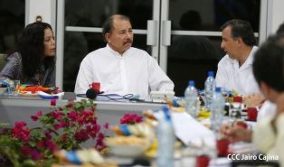 Presidente Daniel y Compañera Rosario sostienen encuentro con Canciller de México