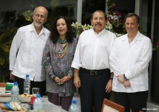 Presidente Daniel y Compañera Rosario sostienen encuentro con Canciller de México