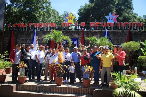 Así se conmemoró el 44 aniversario de la Liberación de León