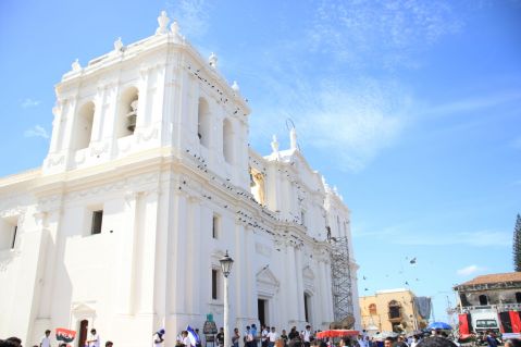 Así se conmemoró el 44 aniversario de la Liberación de León