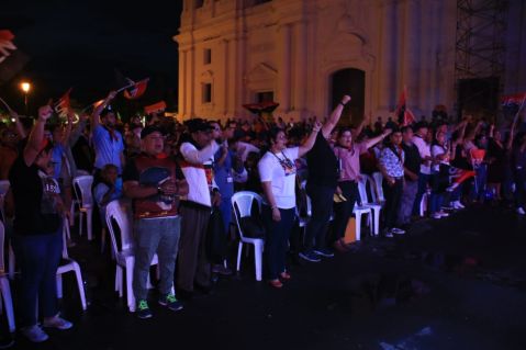 Así se conmemoró el 44 aniversario de la Liberación de León
