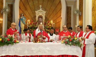 Cardenal Brenes oficia solemne misa en honor a San Marcos Evangelista
