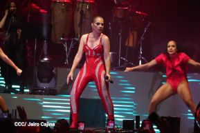 Esto fue lo que se vivió en el concierto de Olga Tañón y Eddy Herrera