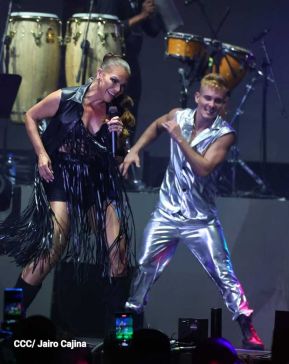 Esto fue lo que se vivió en el concierto de Olga Tañón y Eddy Herrera