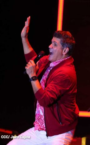 Esto fue lo que se vivió en el concierto de Olga Tañón y Eddy Herrera