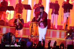 Esto fue lo que se vivió en el concierto de Olga Tañón y Eddy Herrera