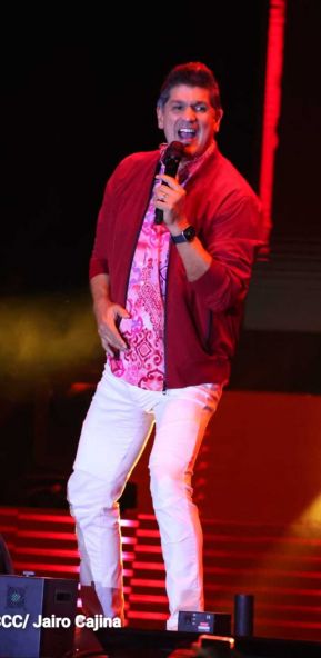 Esto fue lo que se vivió en el concierto de Olga Tañón y Eddy Herrera