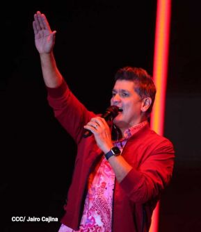 Esto fue lo que se vivió en el concierto de Olga Tañón y Eddy Herrera