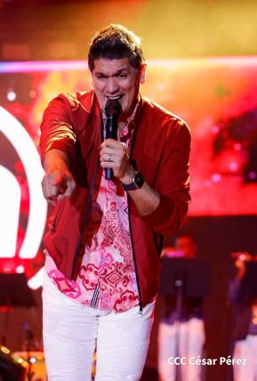 Esto fue lo que se vivió en el concierto de Olga Tañón y Eddy Herrera