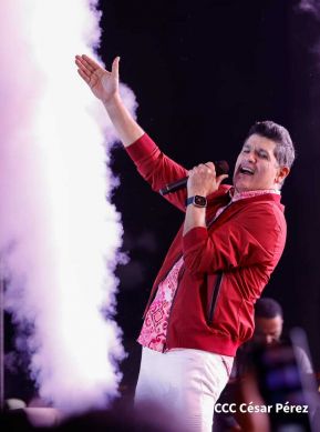 Esto fue lo que se vivió en el concierto de Olga Tañón y Eddy Herrera