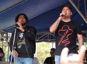 Militantes sandinistas participan en caminata en honor al Repliegue Táctico a Masaya