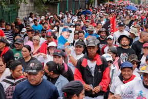 Militantes sandinistas participan en caminata en honor al Repliegue Táctico a Masaya