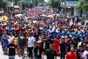 Miles de sandinistas caminan en saludo al 44/19 en Julio Victorioso