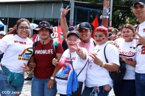 Miles de sandinistas caminan en saludo al 44/19 en Julio Victorioso