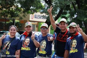 Miles de sandinistas caminan en saludo al 44/19 en Julio Victorioso