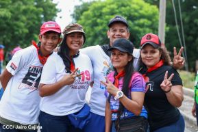 Miles de sandinistas caminan en saludo al 44/19 en Julio Victorioso
