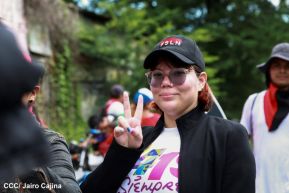 Miles de sandinistas caminan en saludo al 44/19 en Julio Victorioso