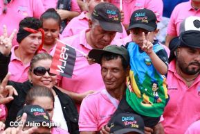 Miles de sandinistas caminan en saludo al 44/19 en Julio Victorioso