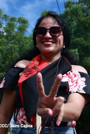 Miles de sandinistas caminan en saludo al 44/19 en Julio Victorioso