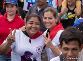 Miles de sandinistas caminan en saludo al 44/19 en Julio Victorioso