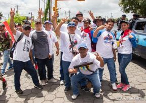 Miles de sandinistas caminan en saludo al 44/19 en Julio Victorioso