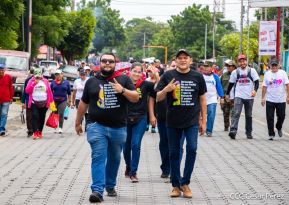 Miles de sandinistas caminan en saludo al 44/19 en Julio Victorioso