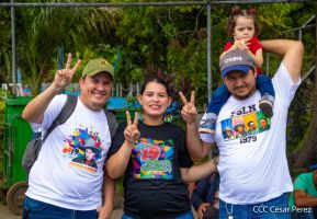 Miles de sandinistas caminan en saludo al 44/19 en Julio Victorioso