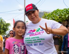 Miles de sandinistas caminan en saludo al 44/19 en Julio Victorioso