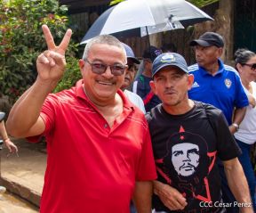Miles de sandinistas caminan en saludo al 44/19 en Julio Victorioso