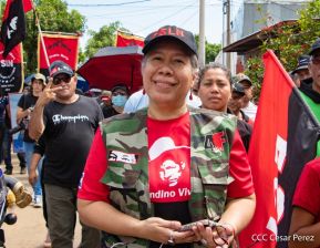 Miles de sandinistas caminan en saludo al 44/19 en Julio Victorioso