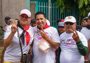 Miles de sandinistas caminan en saludo al 44/19 en Julio Victorioso